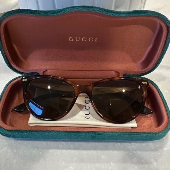 Gucci Brown Gradient Cat Eye Sunglasses